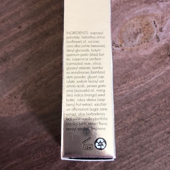 Whish Lip Scrub - Vanilla Bean - Picture 2 of 6